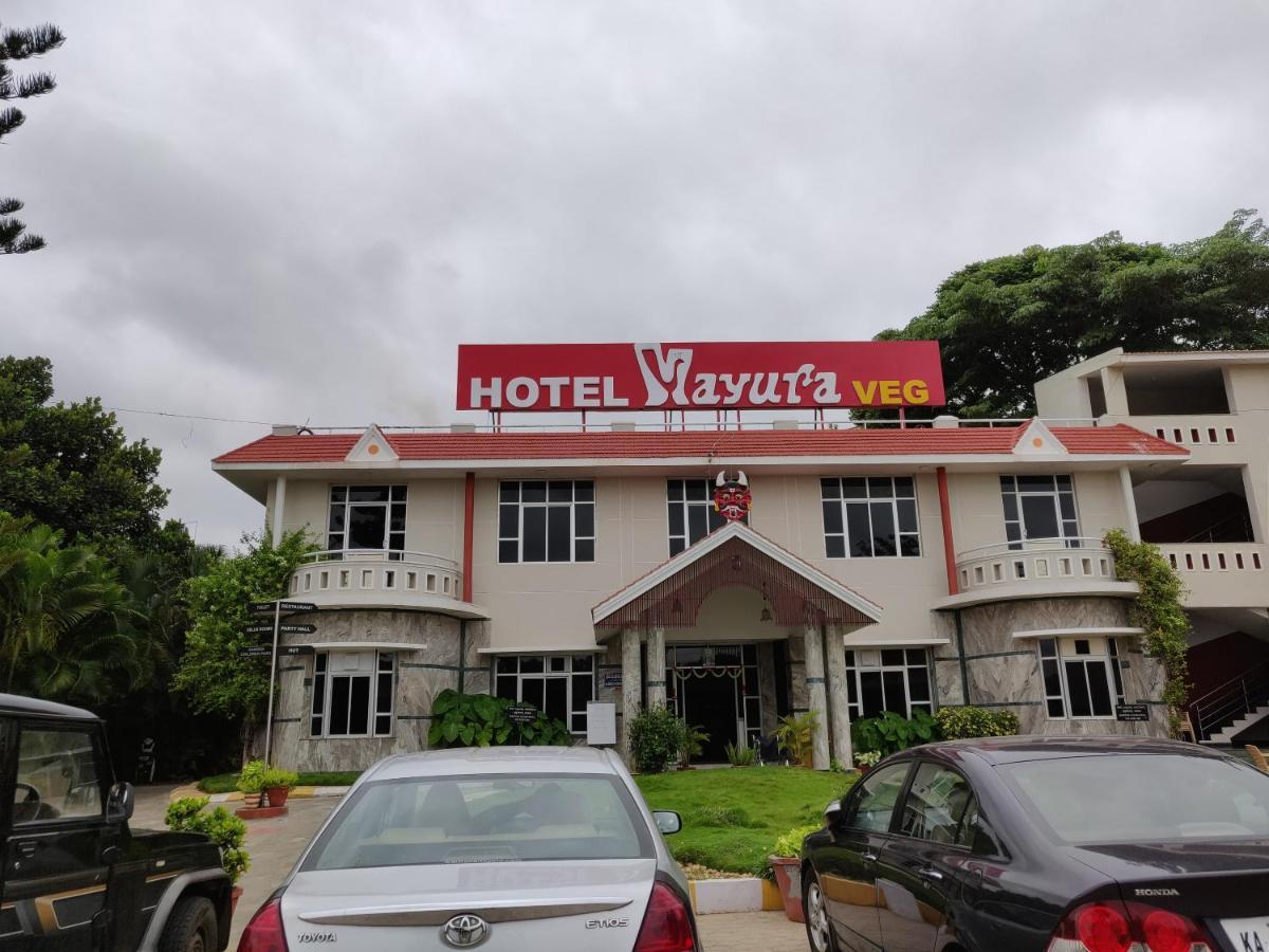 Hotel Mayura Nelligere 外观 照片